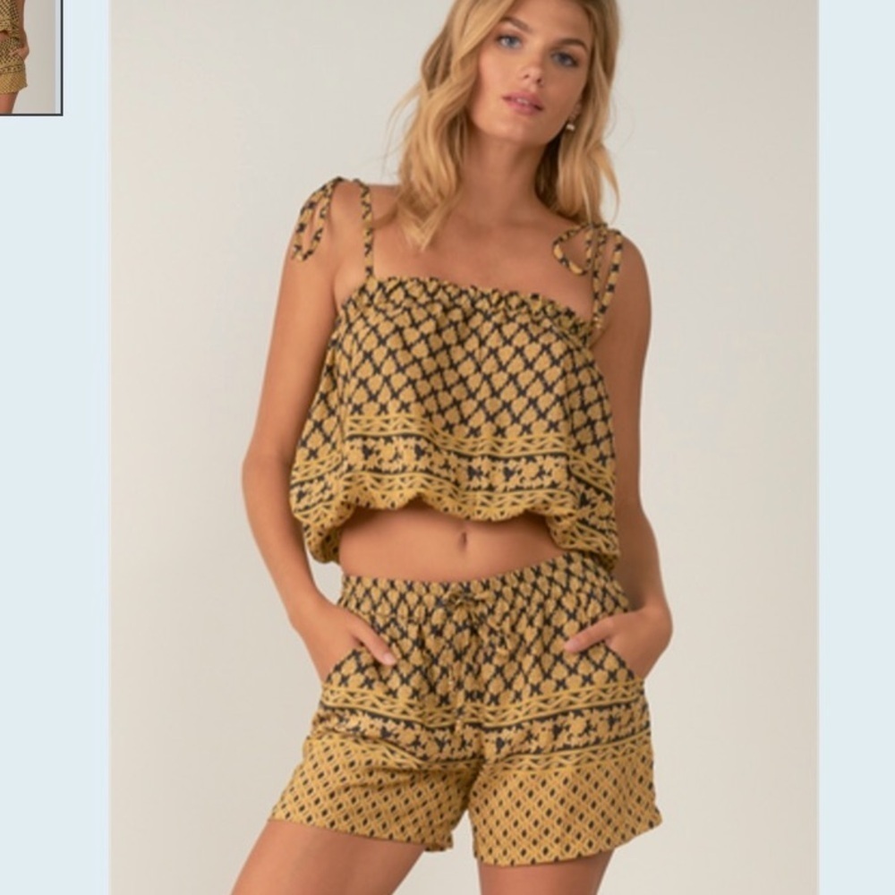 Elan Gold and Brown Resort Short Set of two size S - Picture 2 of 6